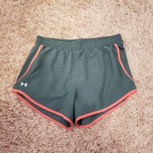 **SOLD**UA | Women's Medium Running Shorts